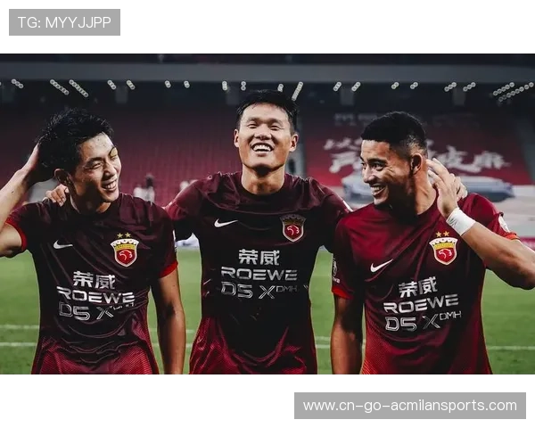 海港欲签国脚中卫，打造铁血防线新篇章